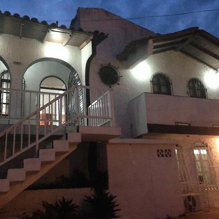 B&B Grand Royal Inn Barranquilla  Exterior photo